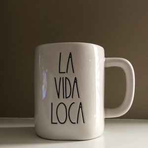 Rae Dunn “LA VIDA LOCA” mug